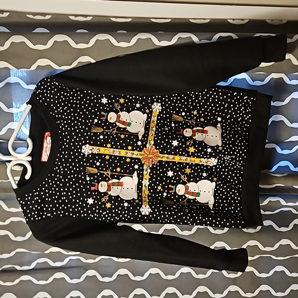 ๐3/$25๐ Snowman Christmas Sweatshirt Woman's Medium - Picture 1 of 4